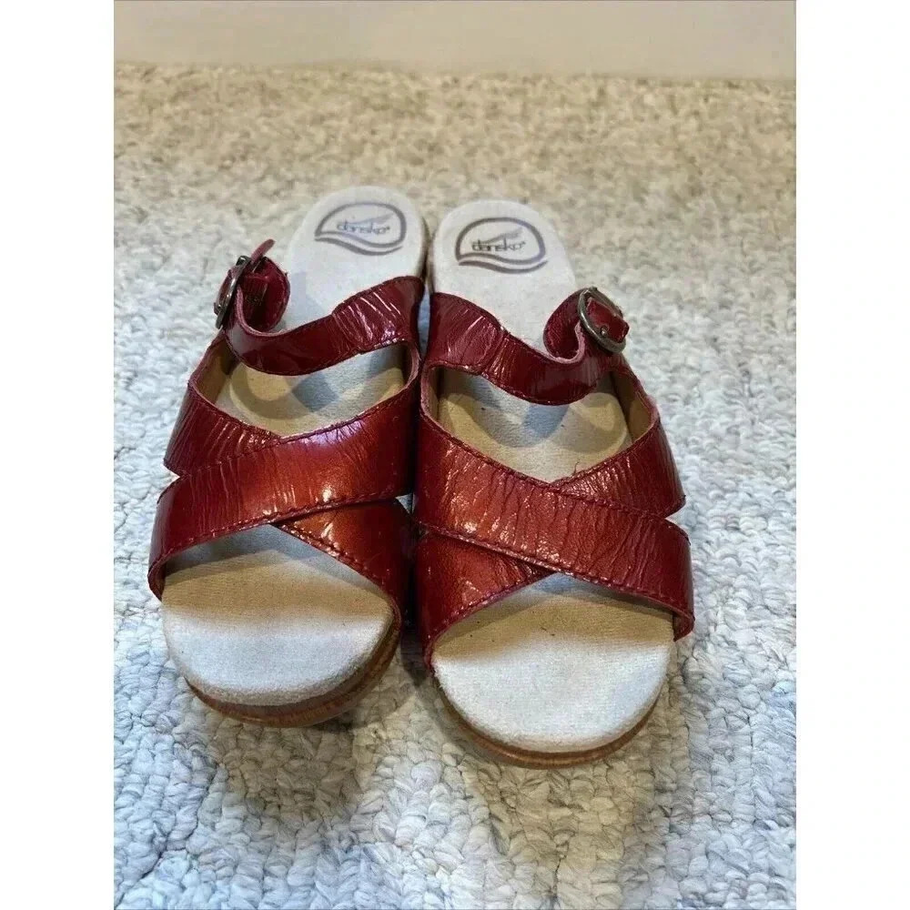 Dansko Sela Red Patent Leather Slide Sandals Size 37 Fairy